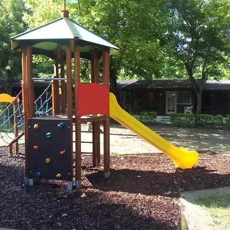 Aldeamento Turístico Villaggio Samoa 3*