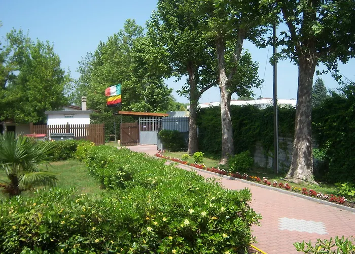 Πάρκο διακοπών Villaggio Samoa 3*